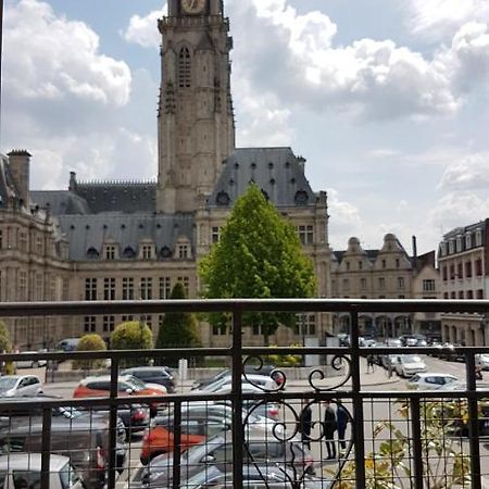 T2 Sur Les Places Arras Kültér fotó